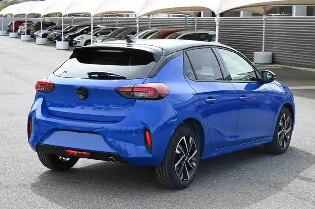 Opel Corsa view 3
