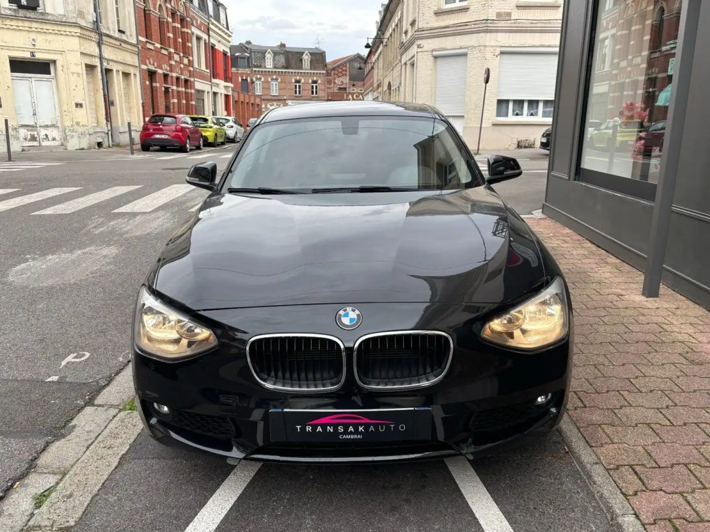 BMW 116 SERIE F21 116d / RADAR DE RECUL / BLUETOOTH / GPS Negru - 2