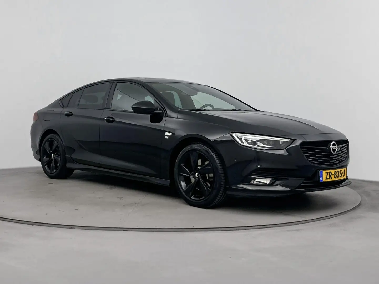 Opel Insignia Grand Sport 1.6 Turbo Exclusive 200pk OPC | Naviga Zwart - 2