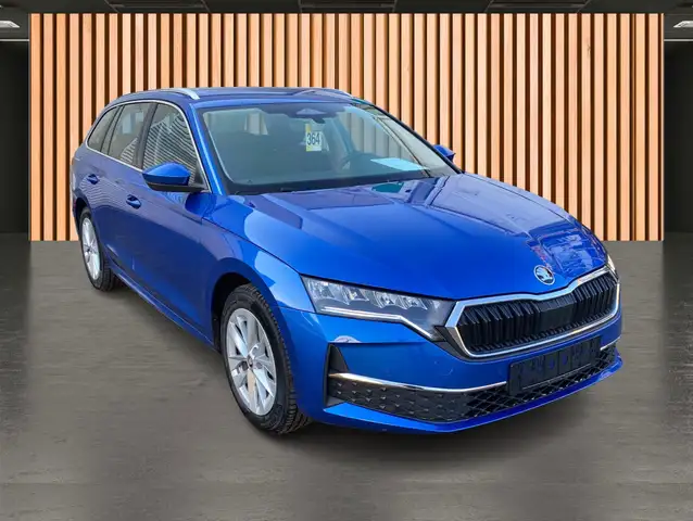 Skoda Octavia view 4