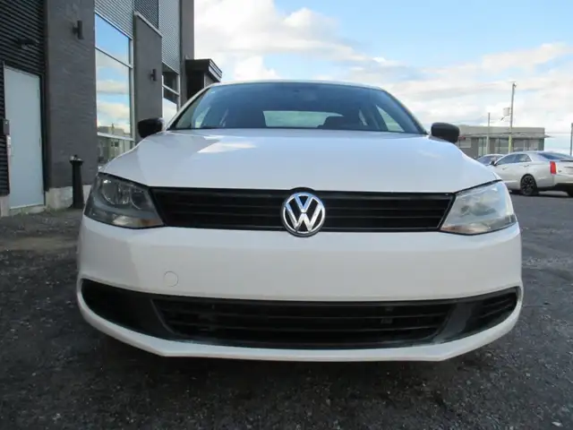 Volkswagen Jetta 2012 — photo 7