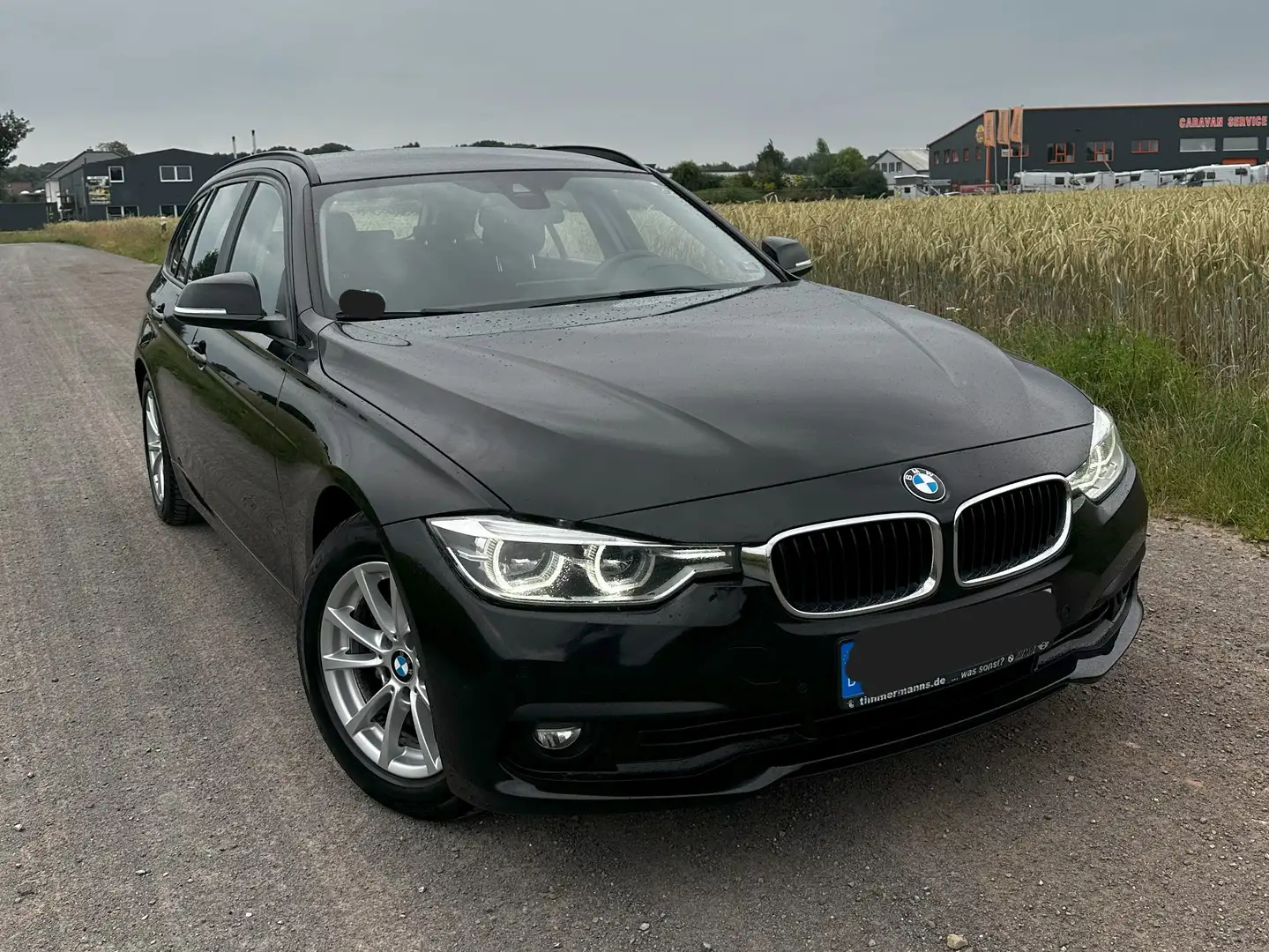 BMW 320 320d Touring Aut. Efficient Dynamics Edition Advan Schwarz - 1