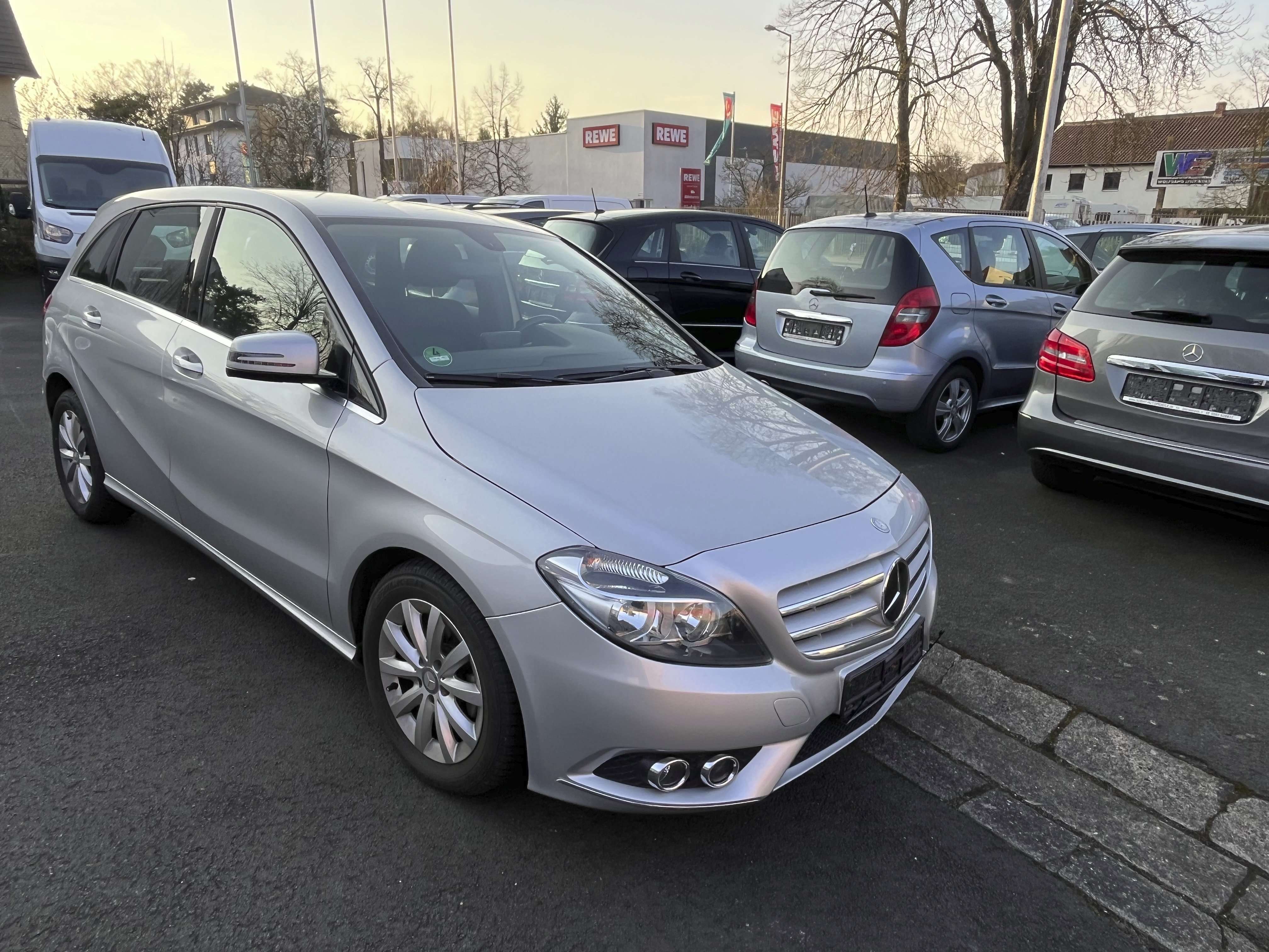 Second hand Mercedes Benz B-Class 180