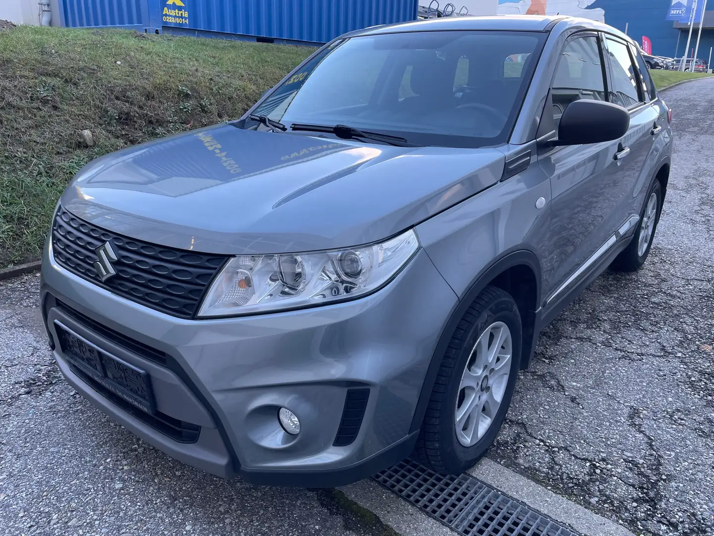 Suzuki Vitara Vitara 1,6 VVT 4WD GL Shine Winterreifen neu. Grau - 1