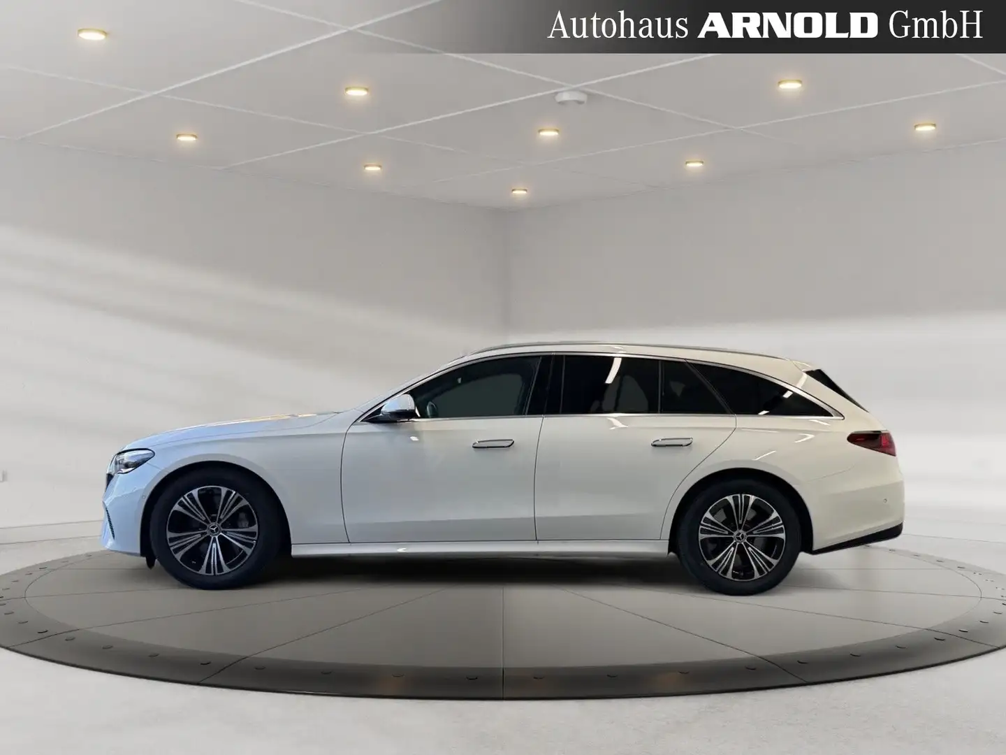 Mercedes-Benz E 450 E 450 T d 4M Sitzluft PanoD. AHK Digital-L. 360° Weiß - 2