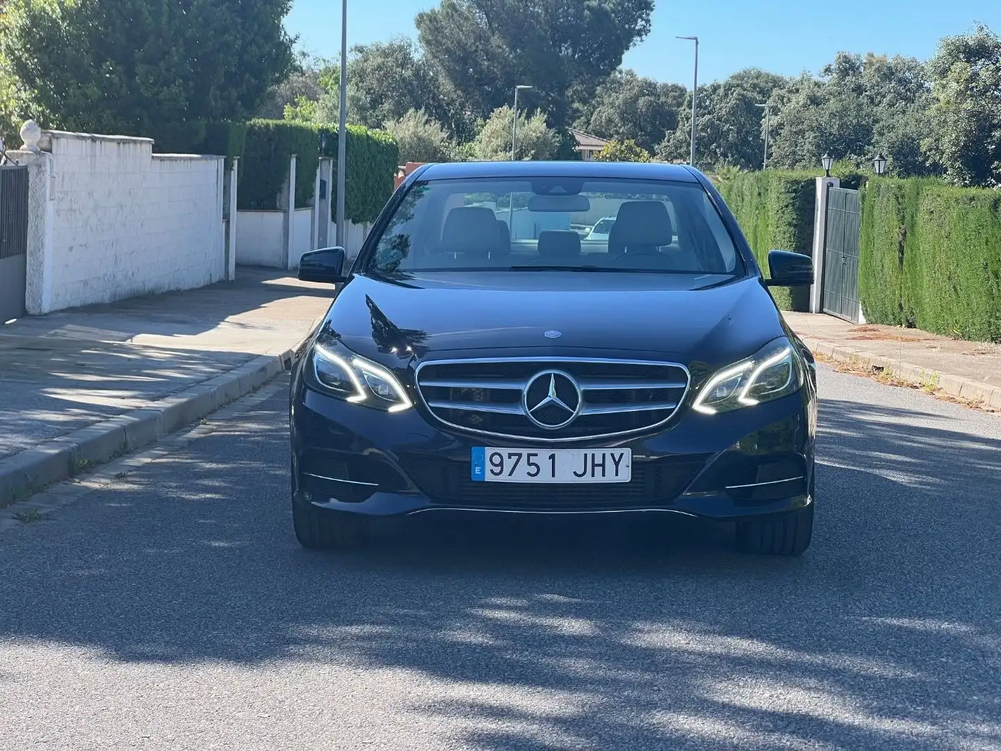 Mercedes-Benz E 220 BT Avantgarde Aut. Azul - 2