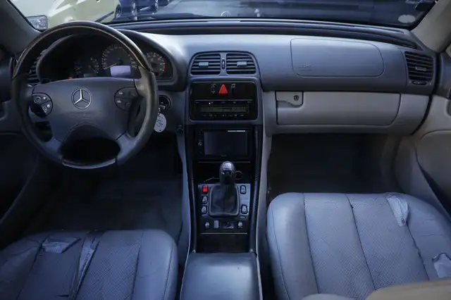 Mercedes-Benz CLK view 2