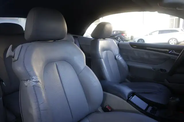Mercedes-Benz CLK view 6