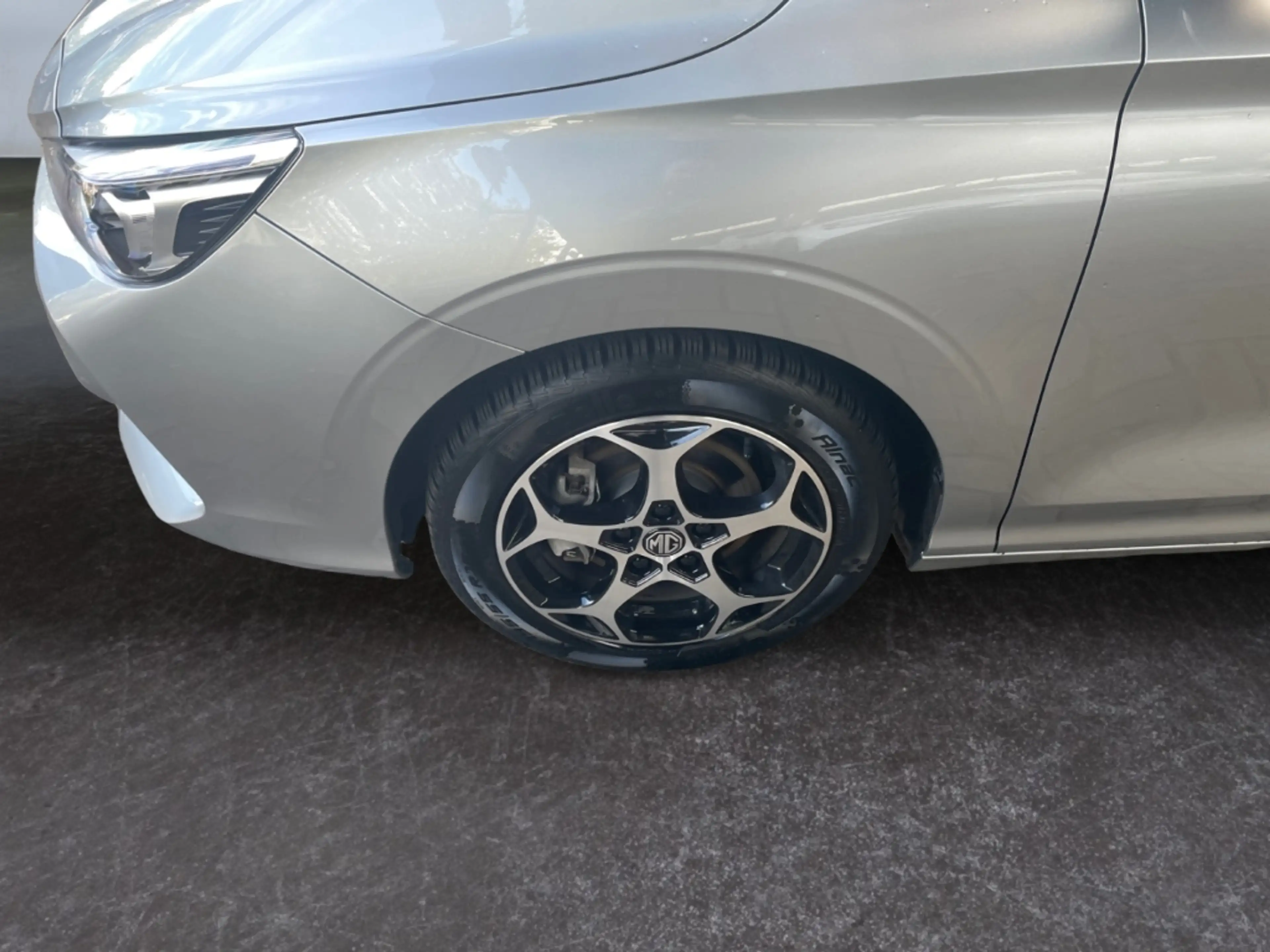MG MG3 1.5 Hybrid+ Comfort *ACC*Kamera*CarPlay*PDC* — photo 3