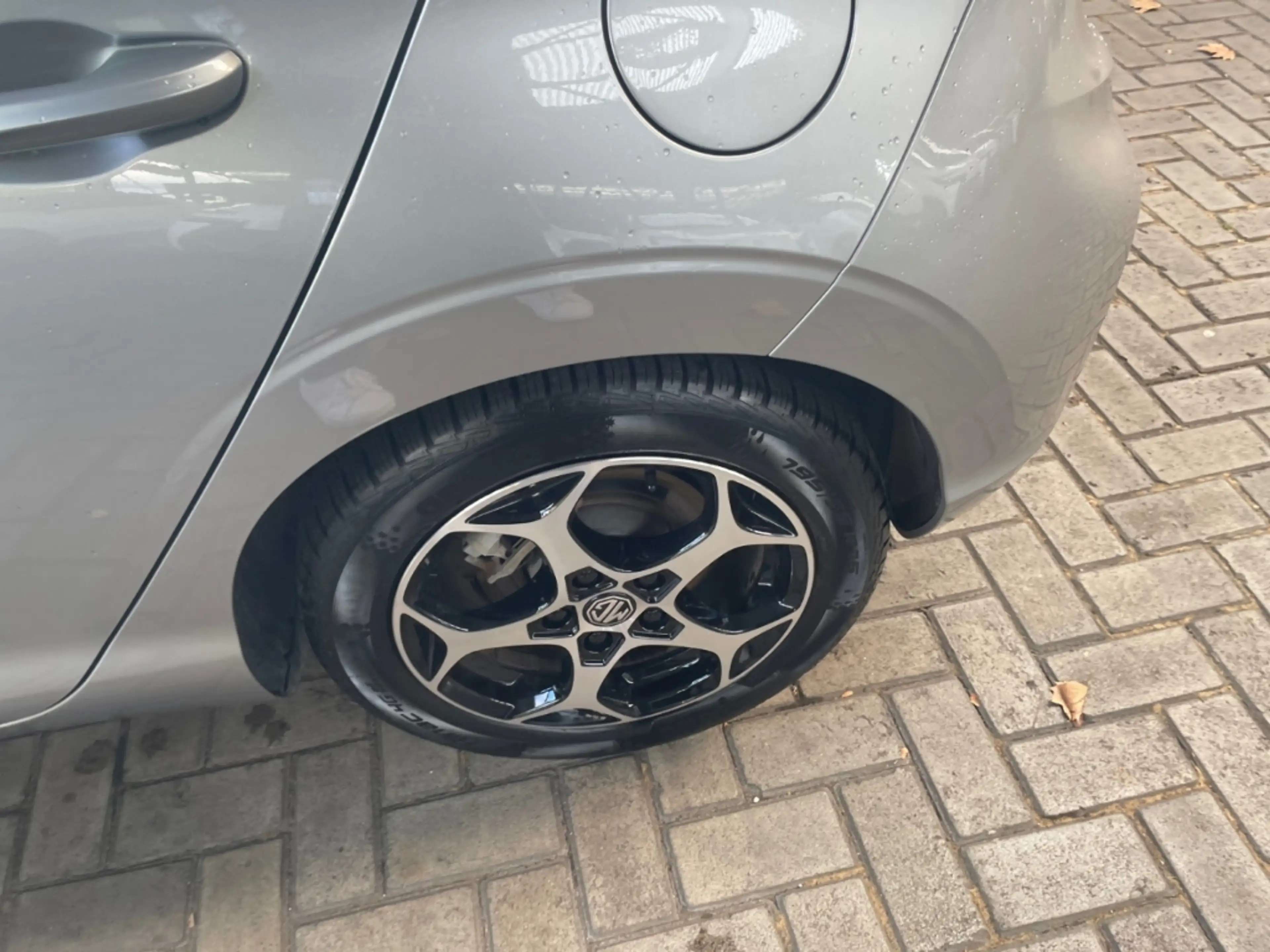 MG MG3 1.5 Hybrid+ Comfort *ACC*Kamera*CarPlay*PDC* — photo 12