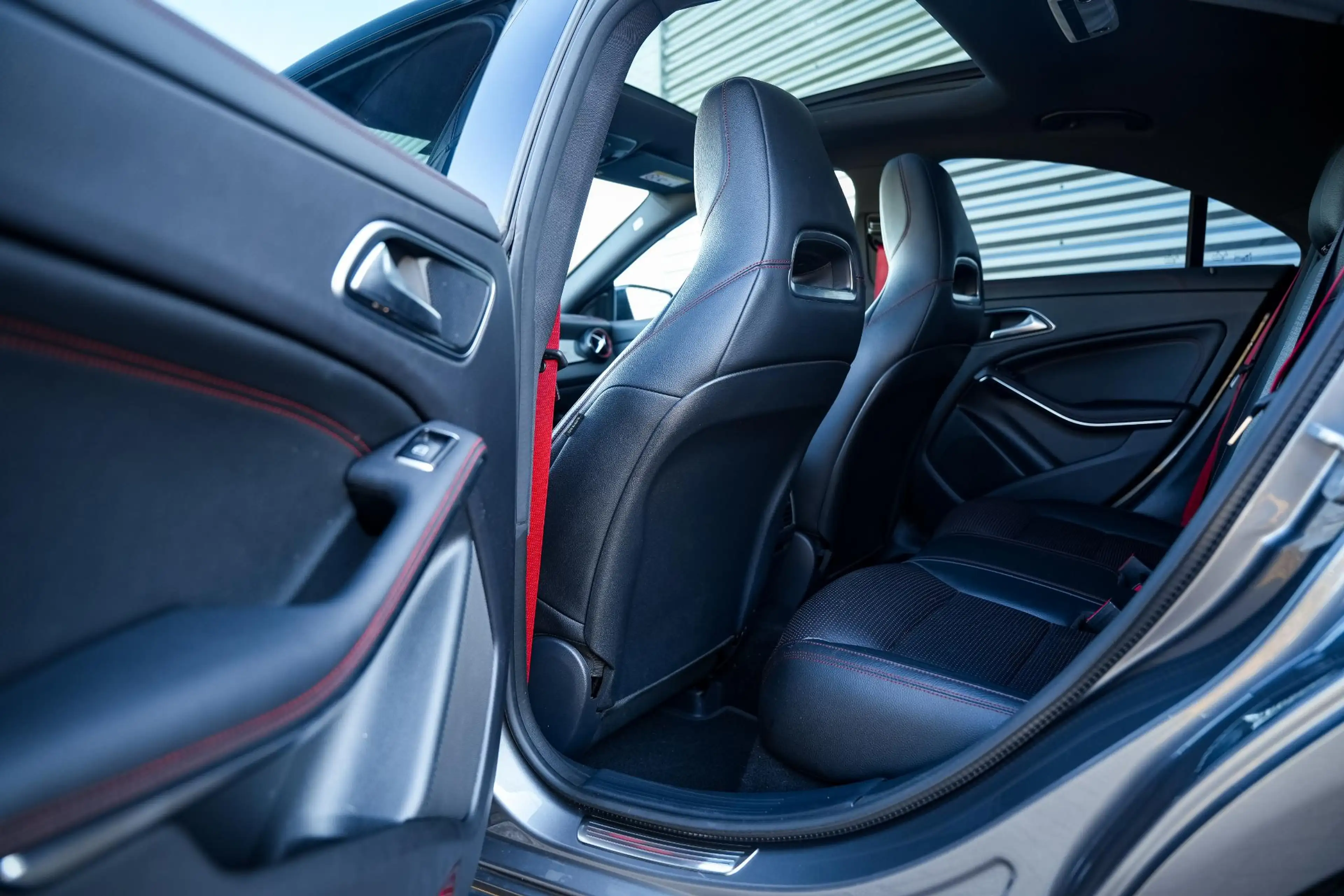 Mercedes-Benz CLA 45 AMG 4MATIC Ambition Panoramadak Schaalstoelen Leer Mem — photo 10