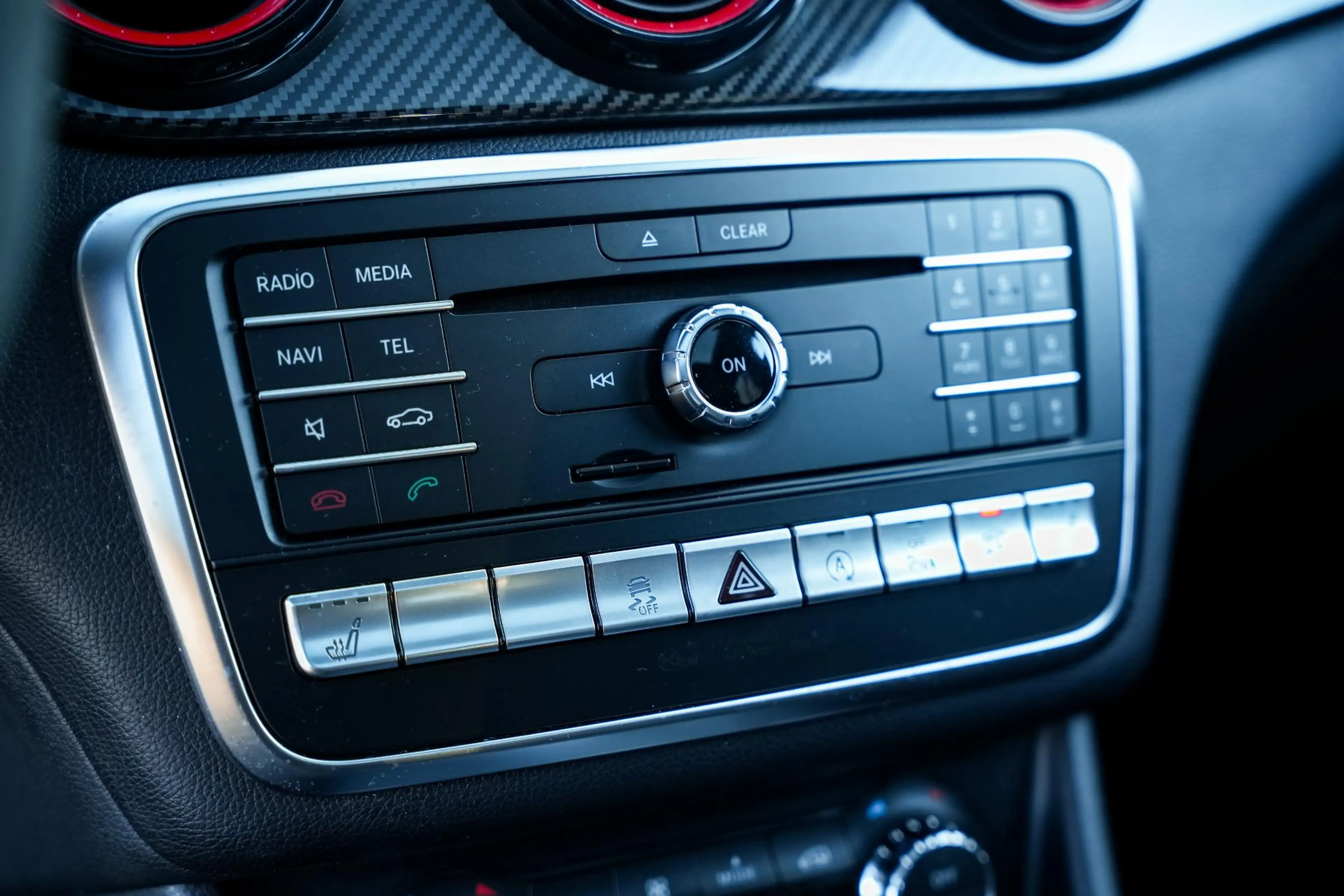 Mercedes-Benz CLA 45 AMG 4MATIC Ambition Panoramadak Schaalstoelen Leer Mem — photo 18