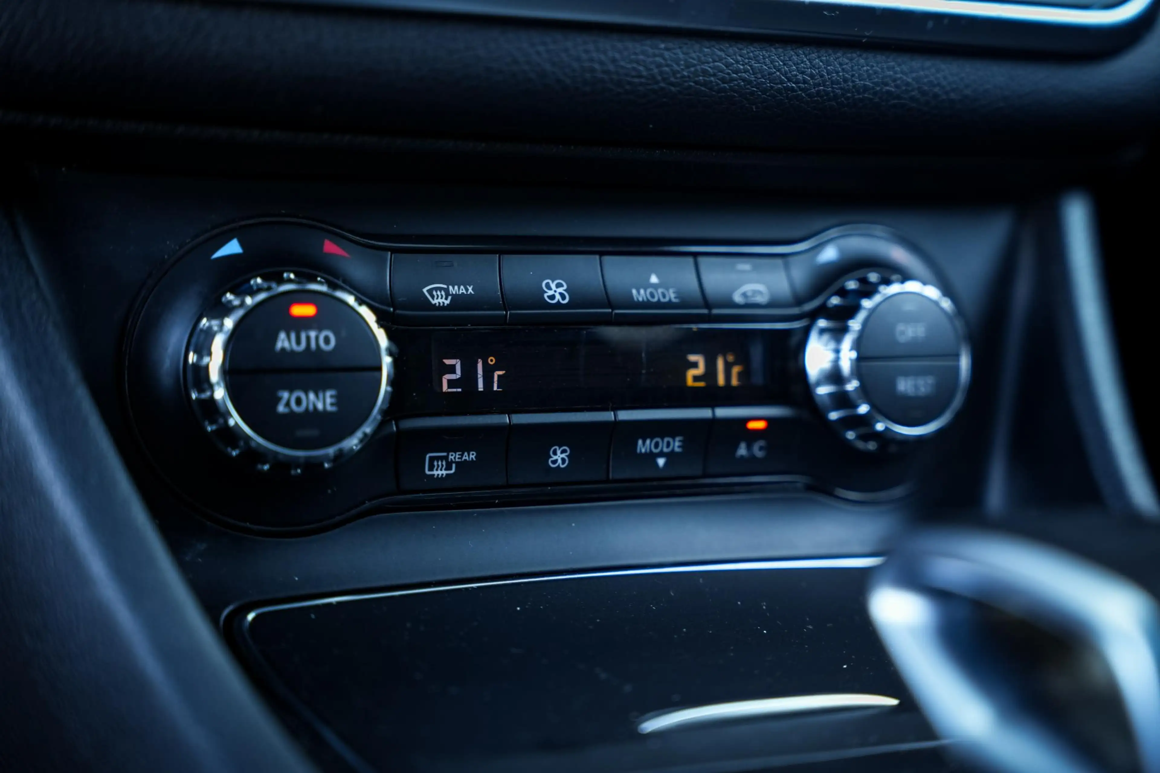 Mercedes-Benz CLA 45 AMG 4MATIC Ambition Panoramadak Schaalstoelen Leer Mem — photo 17