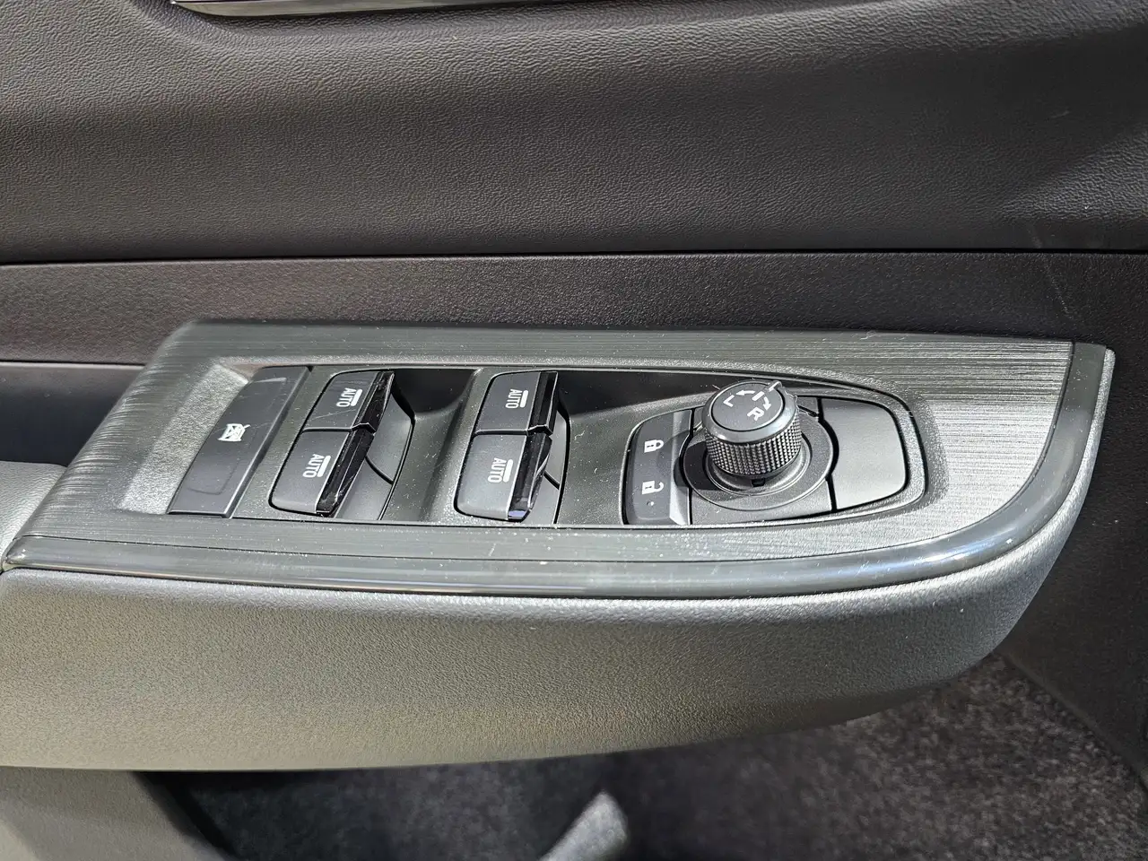 Subaru OUTBACK снимка Subaru OUTBACK