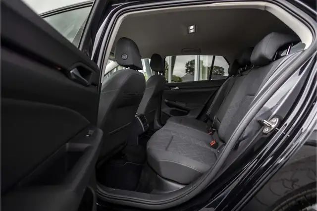 Volkswagen Golf view 10