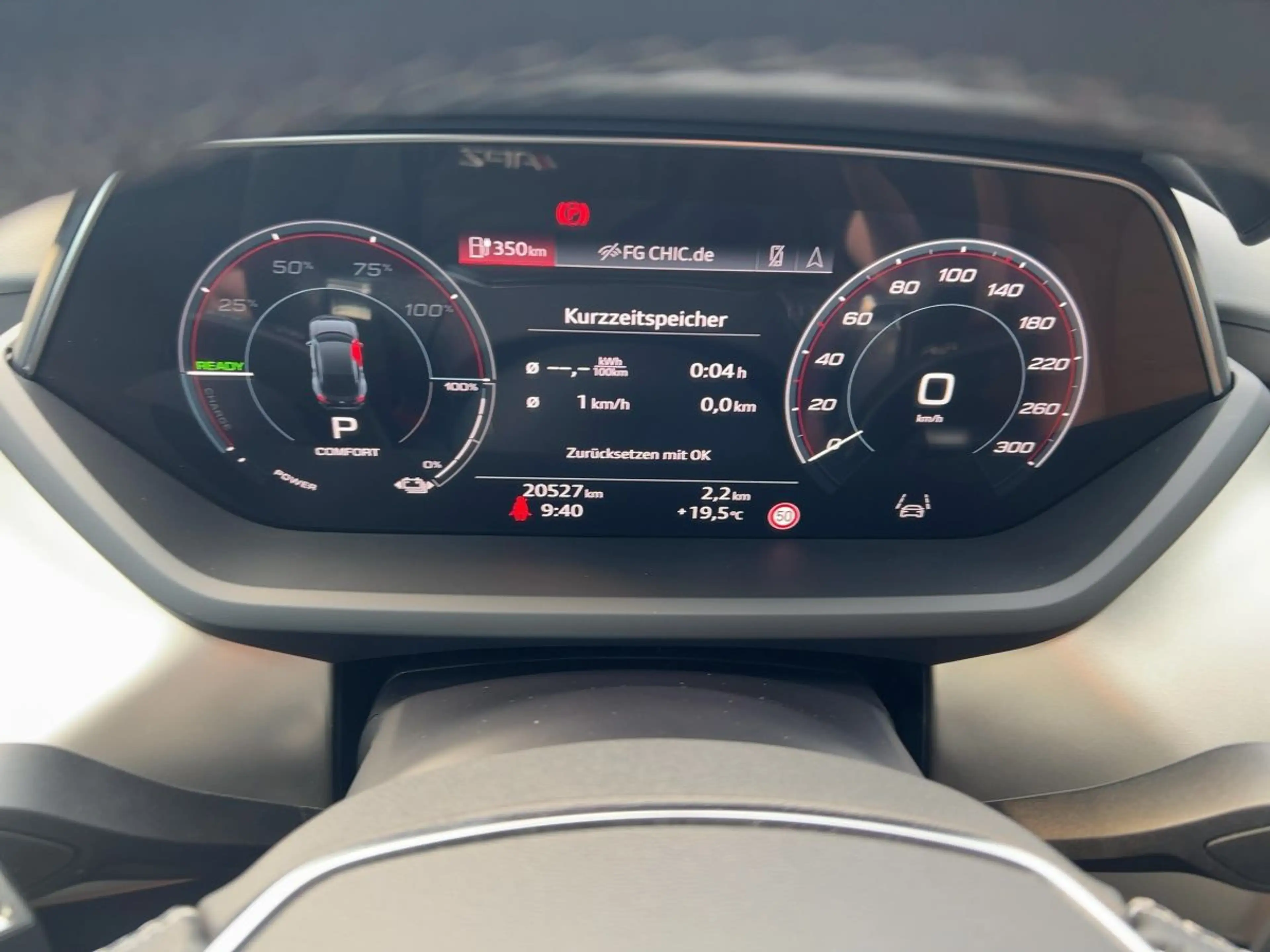 Audi e-tron GT 350 kW — photo 14