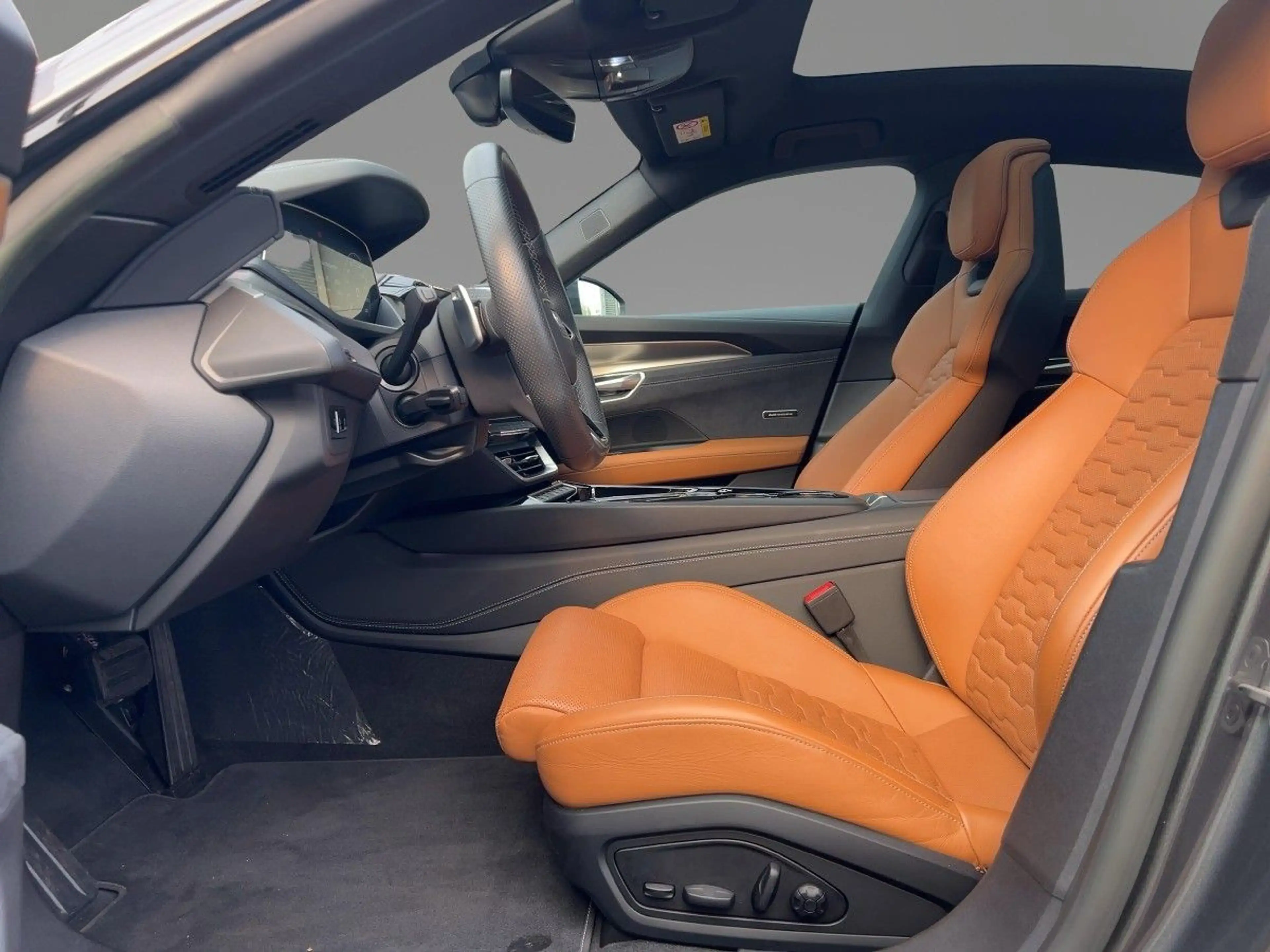 Audi e-tron GT 350 kW — photo 8