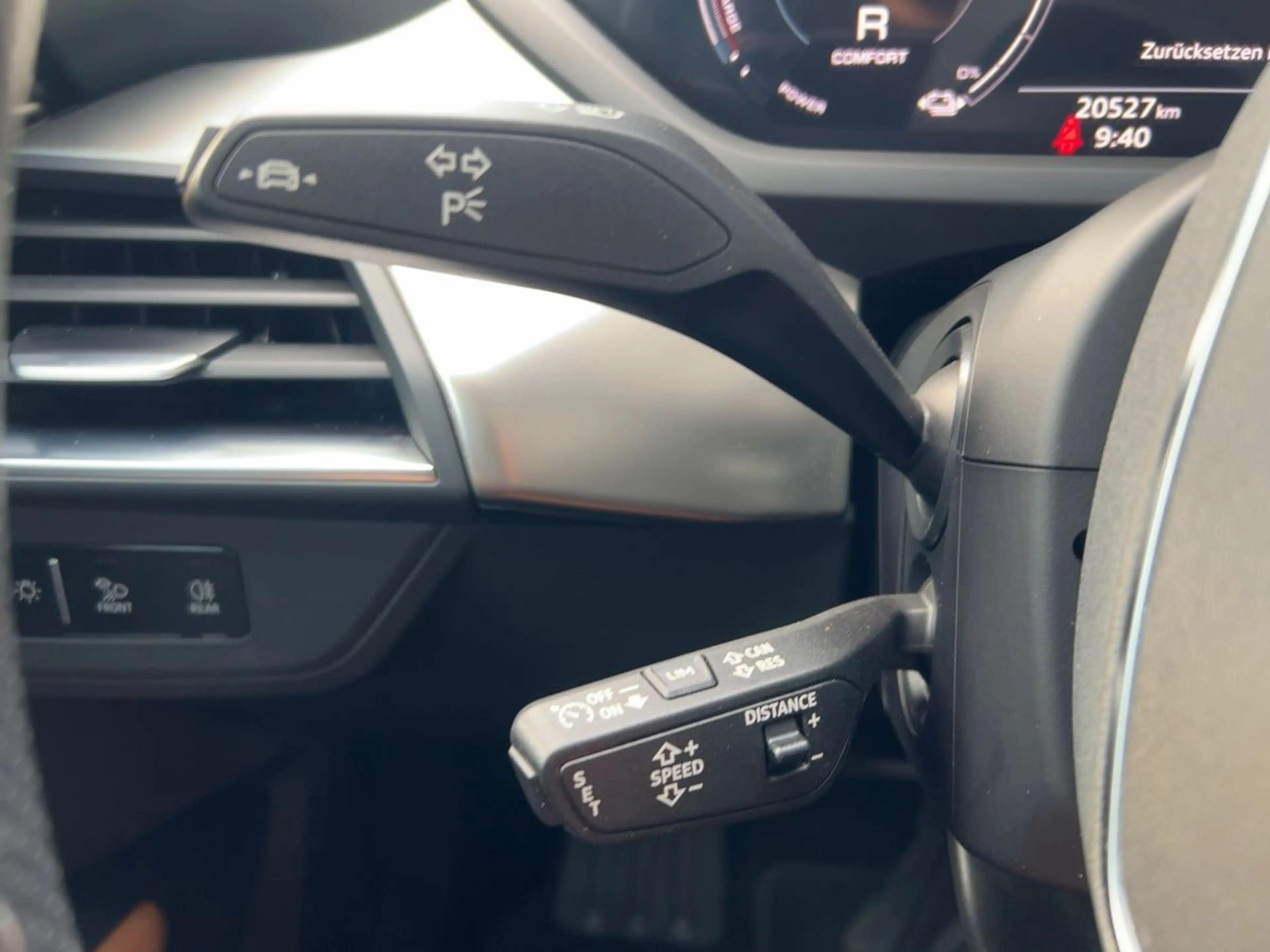 Audi e-tron GT 350 kW — photo 15