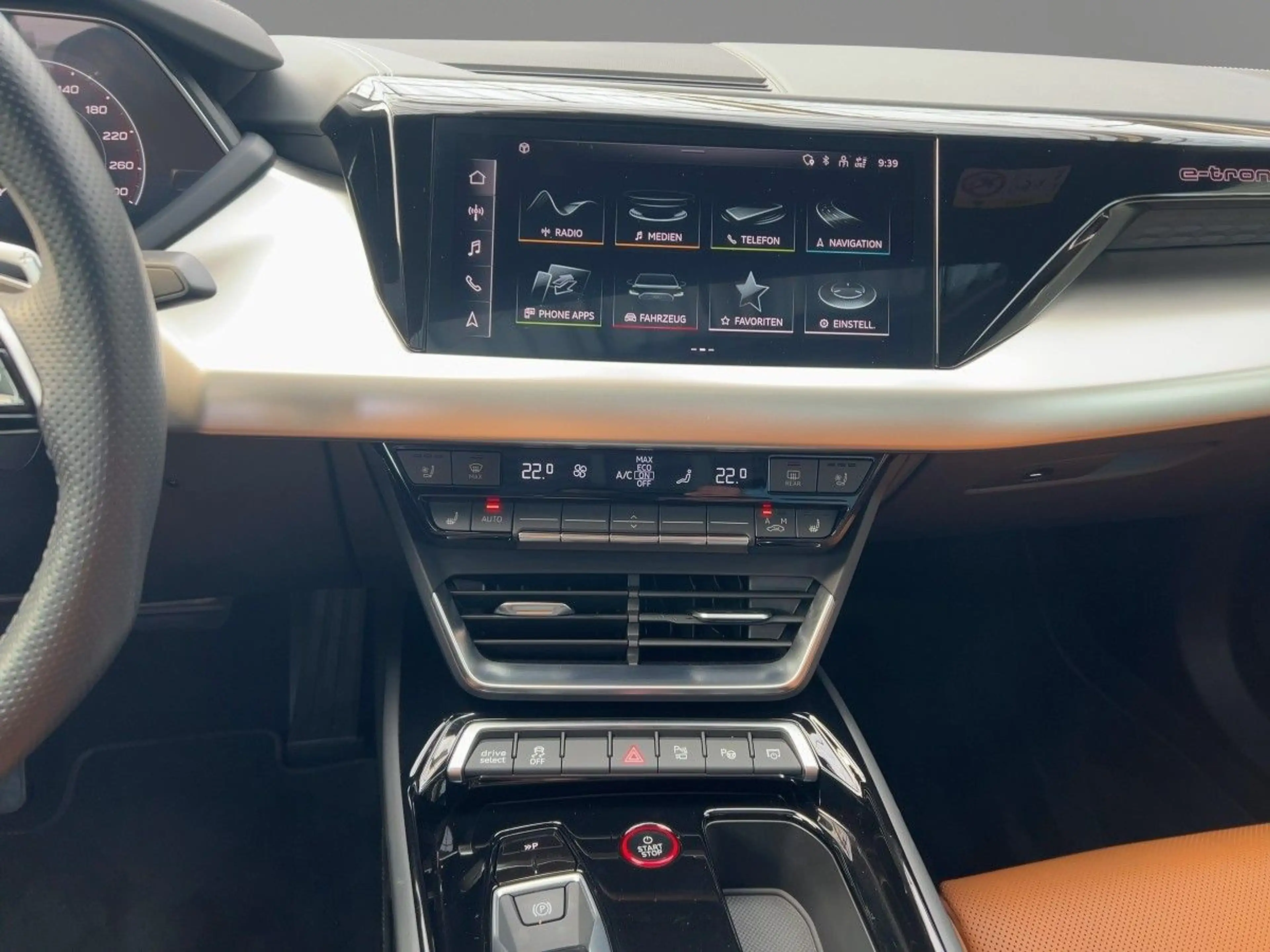 Audi e-tron GT 350 kW — photo 12
