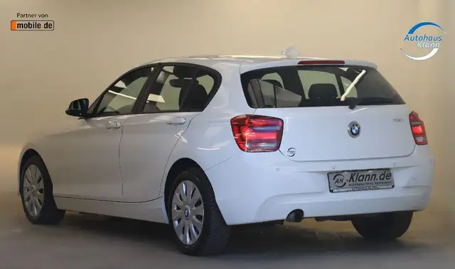 BMW 1 Series view 6