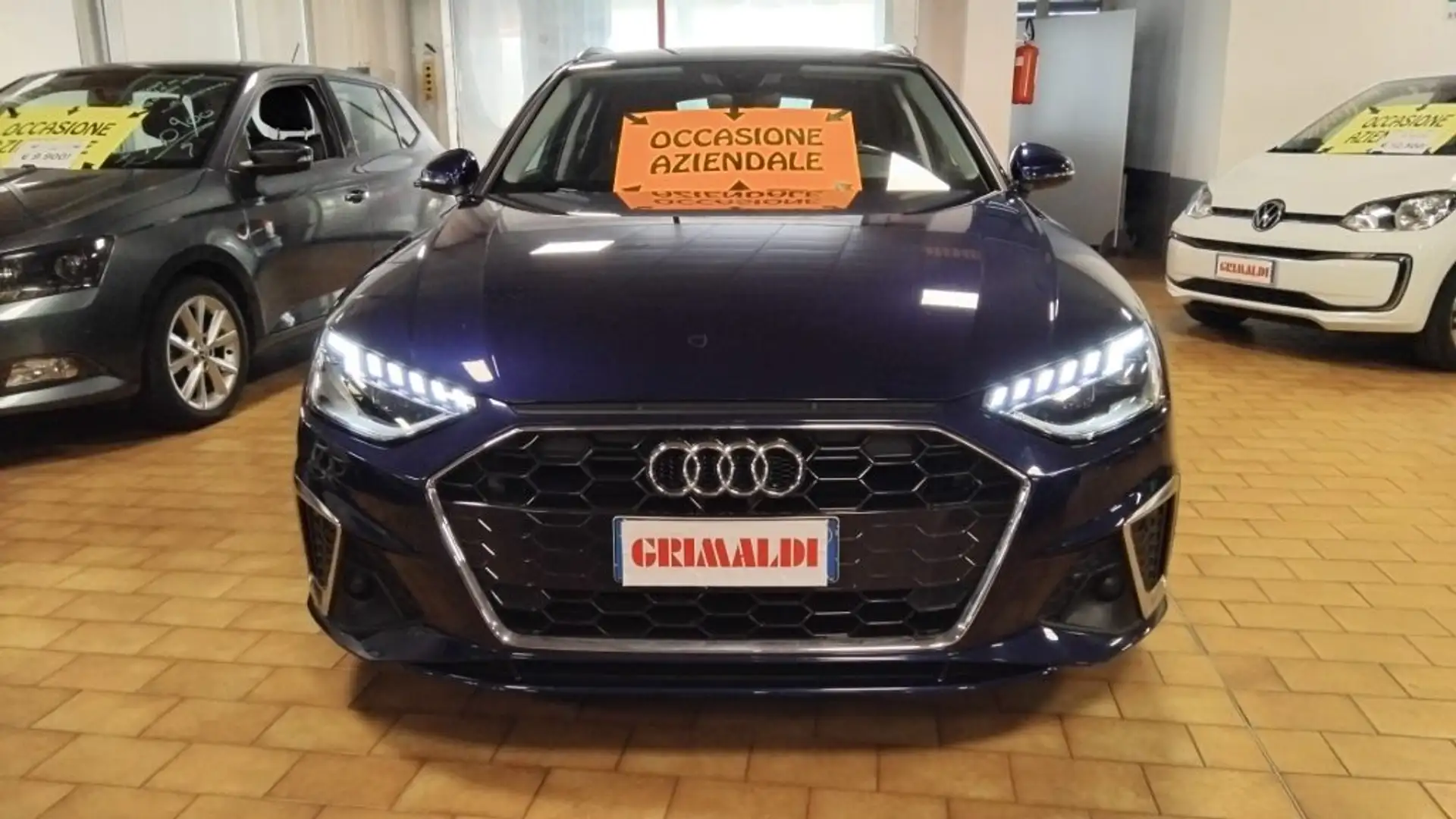 Audi A4 Avant 35 TDI S tronic S line edition MHEV Grigio - 2