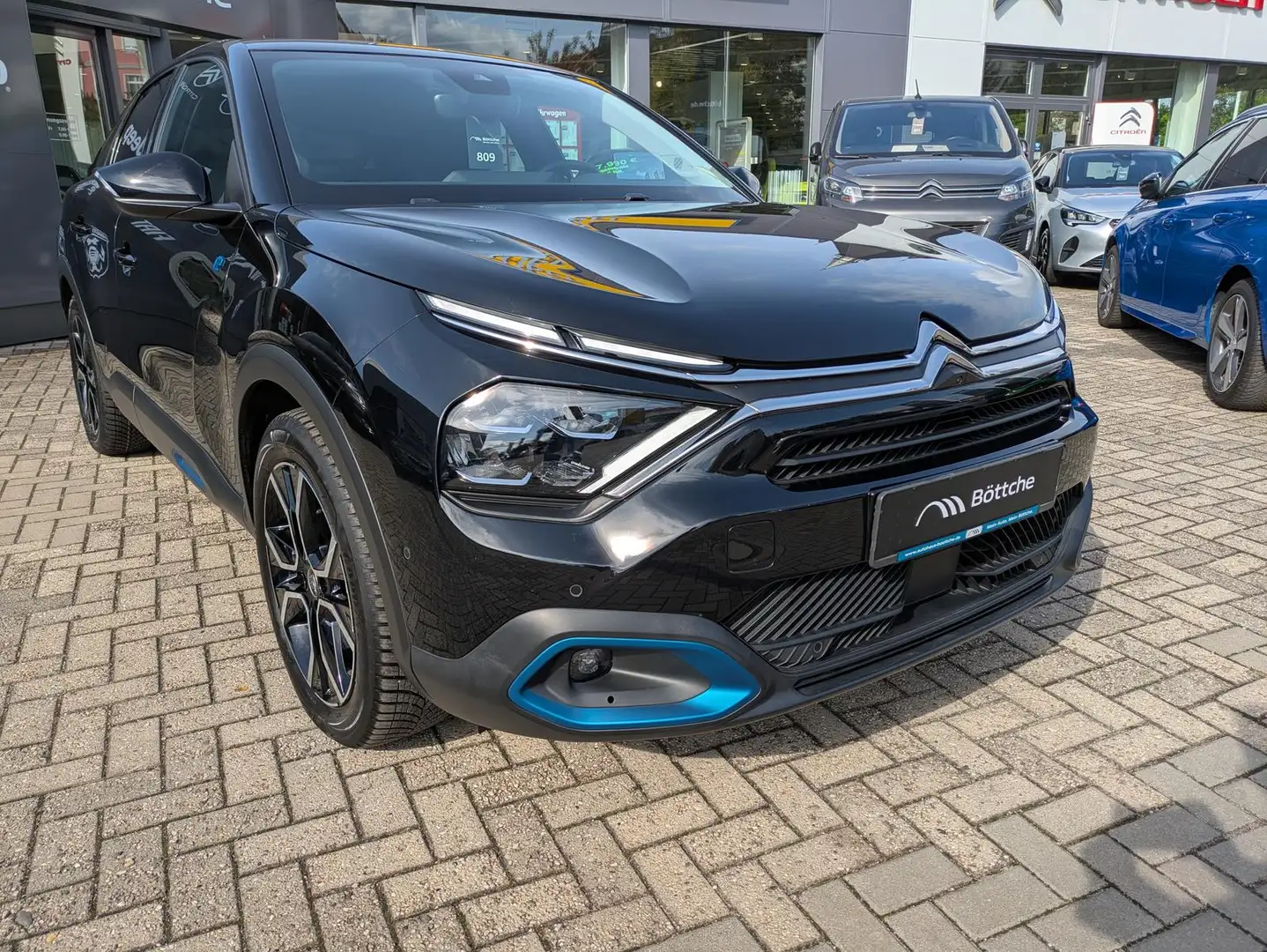 Citroen E-C4 Electric ë- Shine Metallic Schwarz - 2