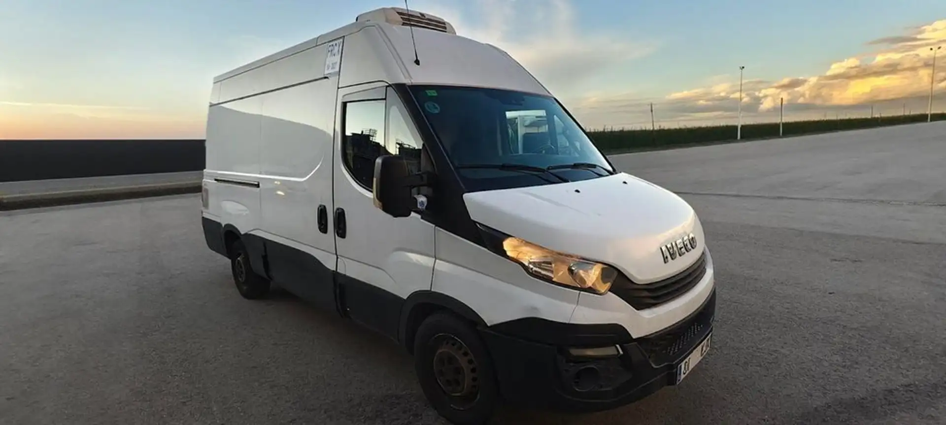 Iveco Daily 35S16 Wit - 2