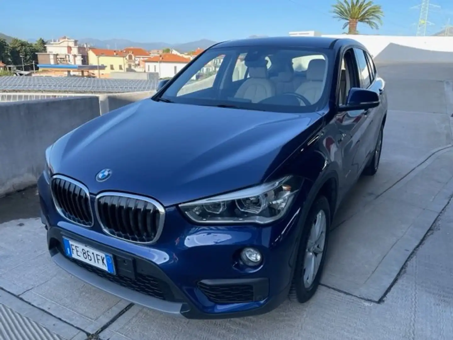 BMW X1 X1 sdrive18d Business auto Blu/Azzurro - 1