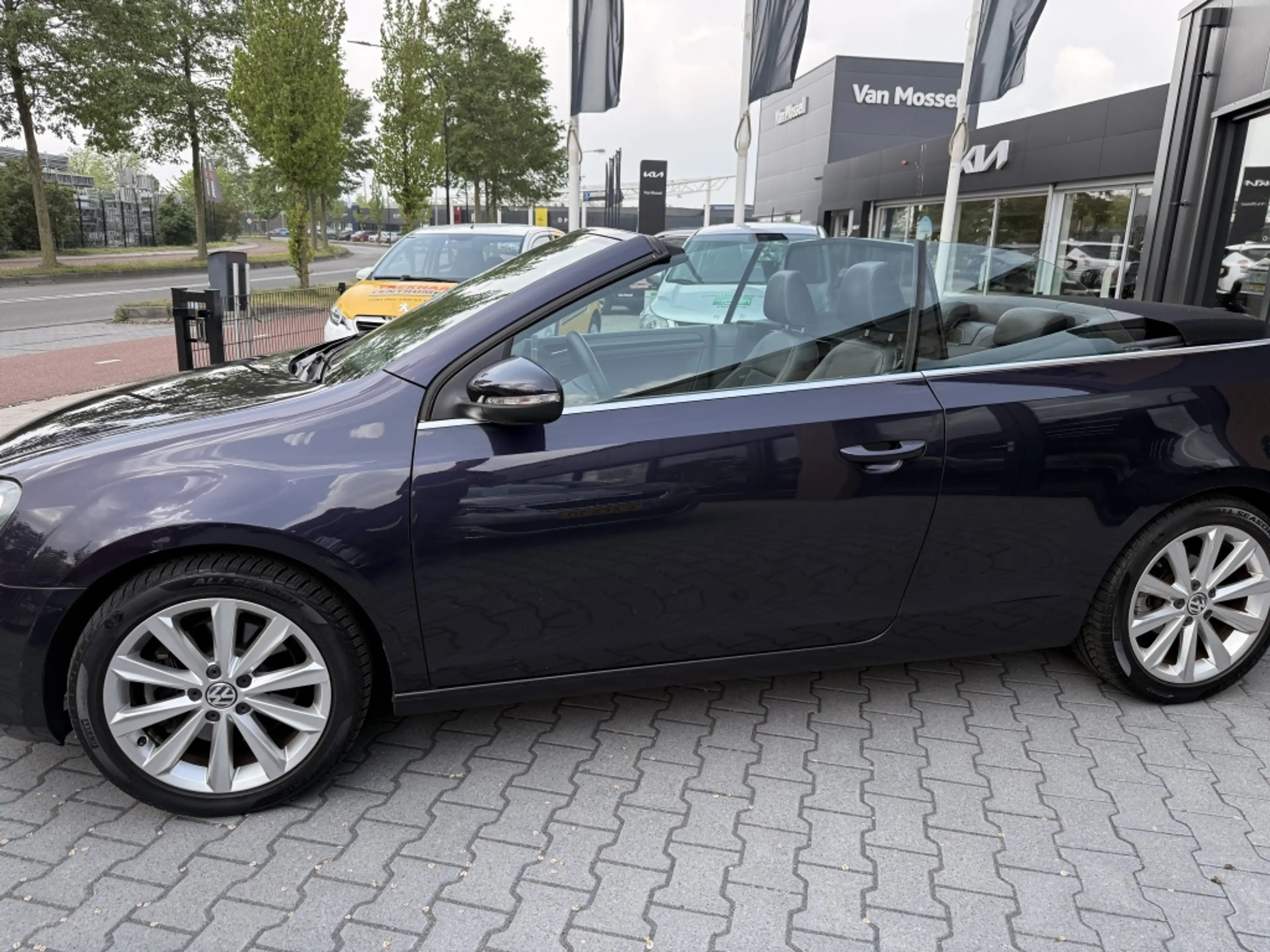 Volkswagen Golf Cabriolet 1.4 TSI DSG airco navi — photo 6