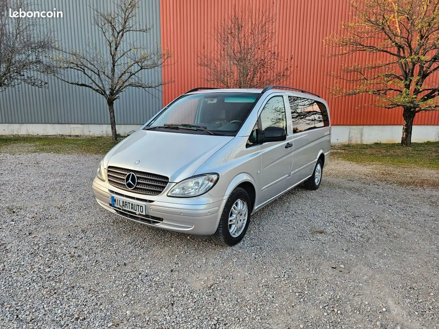 Mercedes-Benz Vito MERCEDES 8 Places Très Bon Etat... Grau - 1