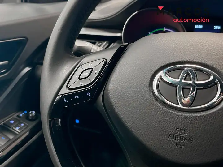 Toyota C-HR 2023, foto 27