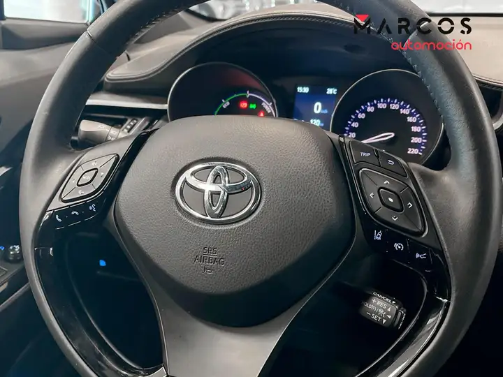 Toyota C-HR 2023, foto 28