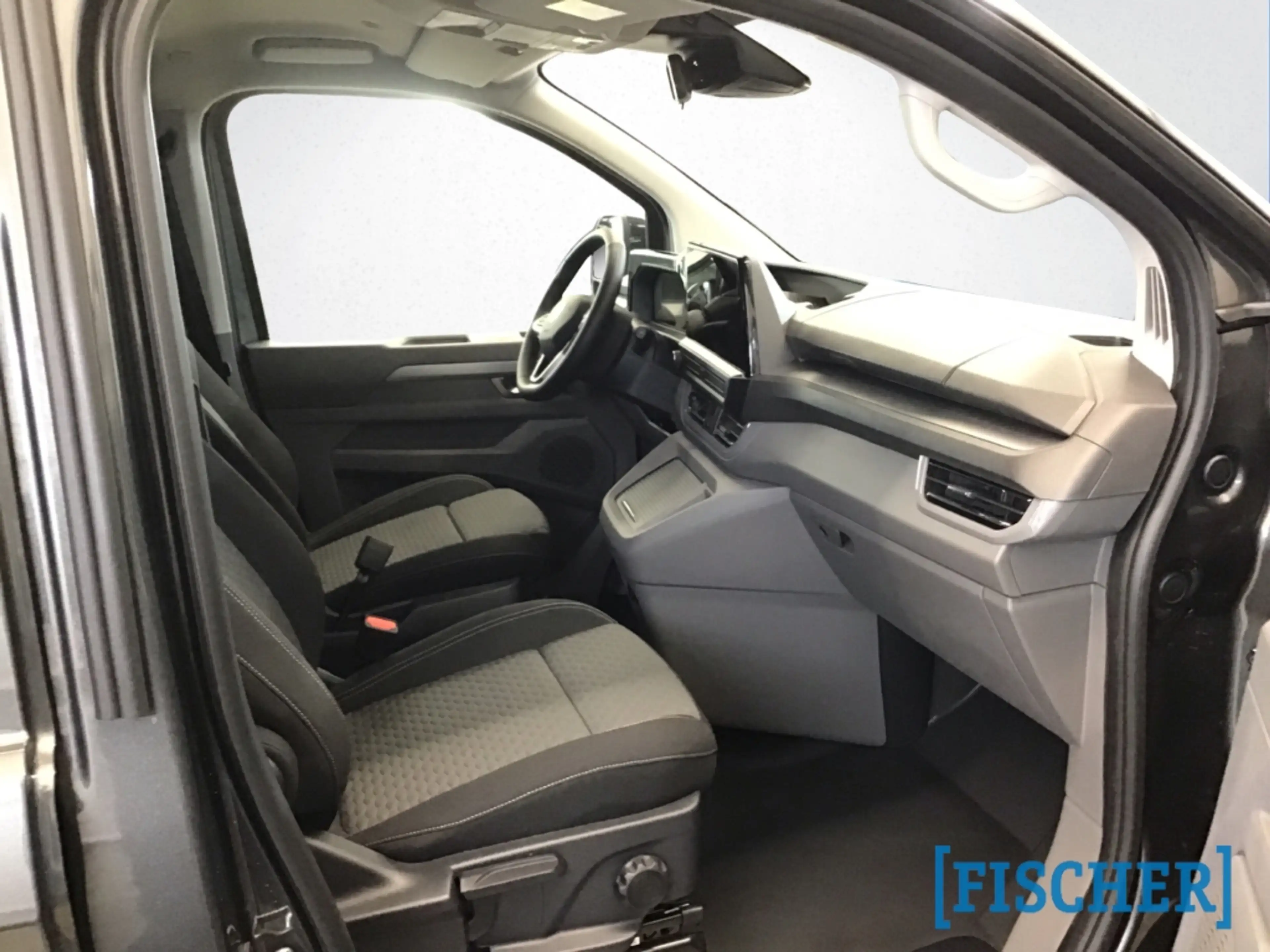 Volkswagen T7 Caravelle 2.0TDI Aut. lang LR Life Matrix Navi SHZ ACC PDC V — photo 11