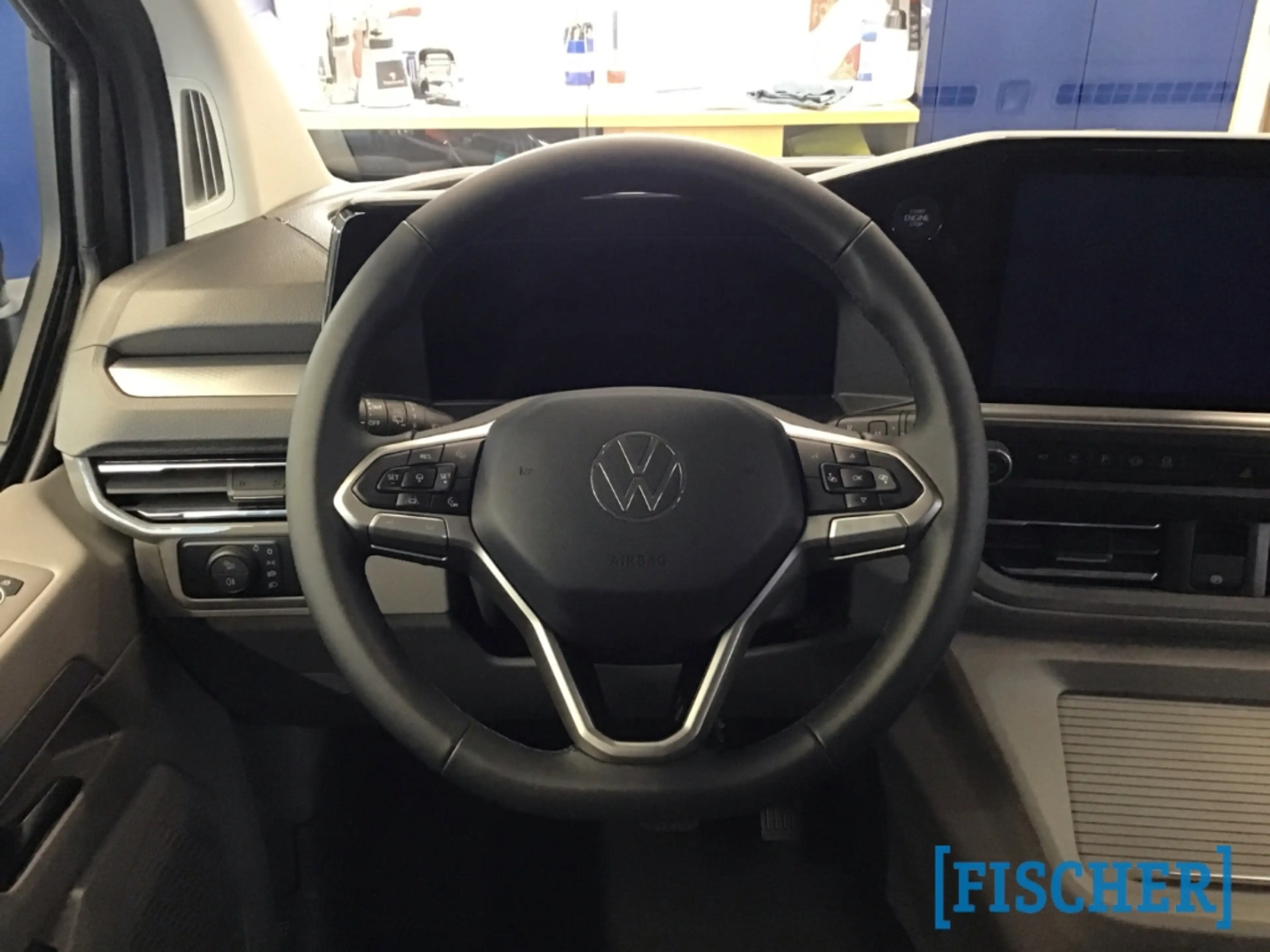 Volkswagen T7 Caravelle 2.0TDI Aut. lang LR Life Matrix Navi SHZ ACC PDC V — photo 6