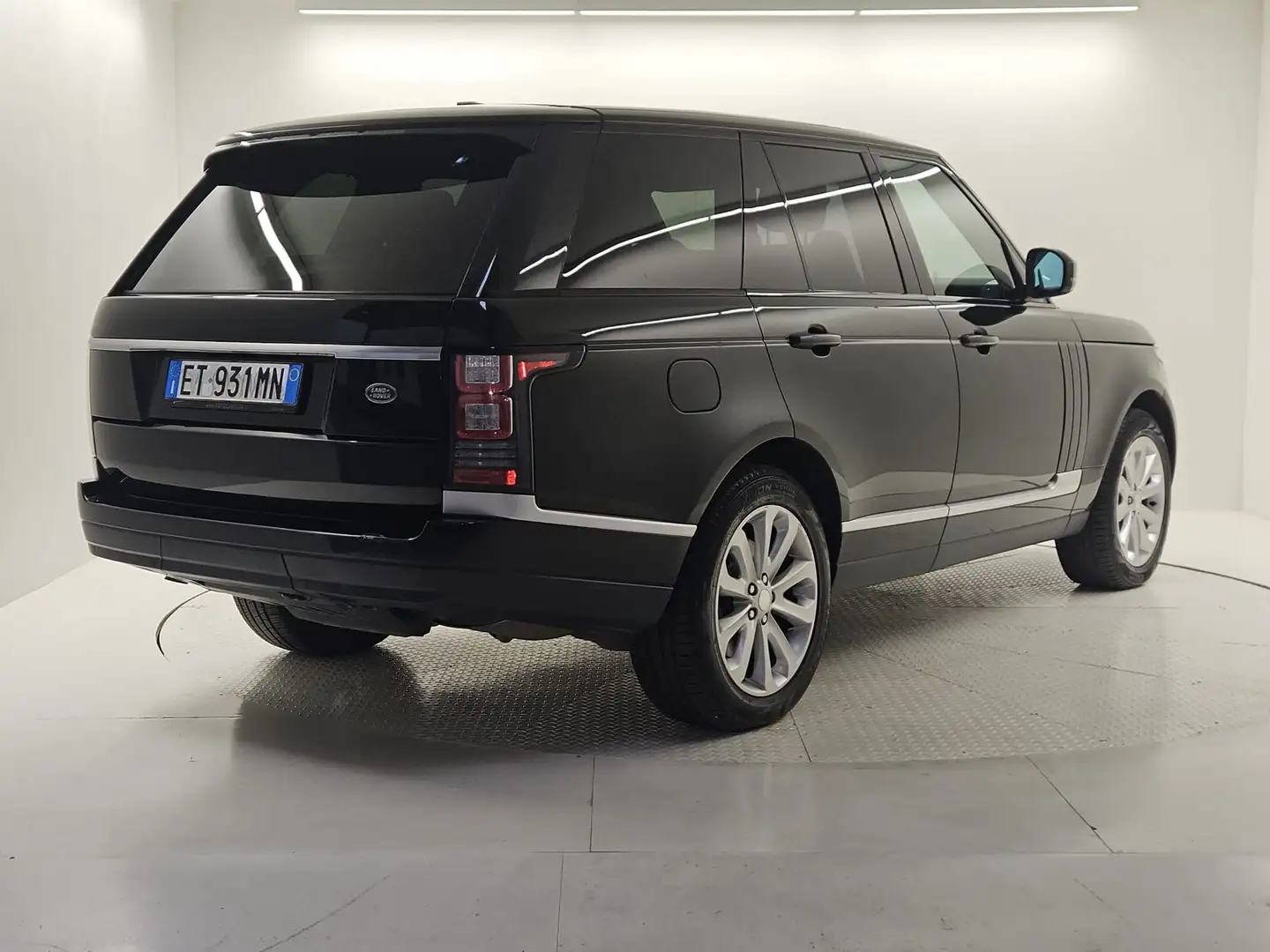 Land Rover Range Rover Range Rover 3.0 TDV6 HSE Schwarz - 2