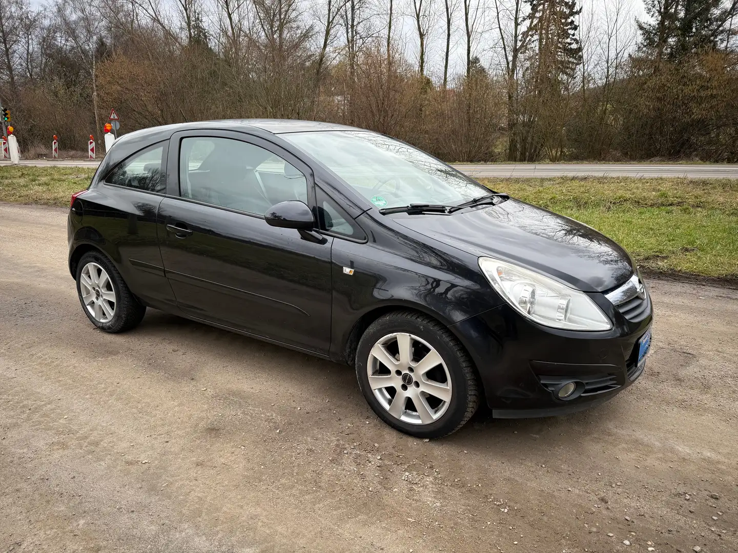 Opel Corsa Corsa 1.4 Tüv neu. Schwarz - 2