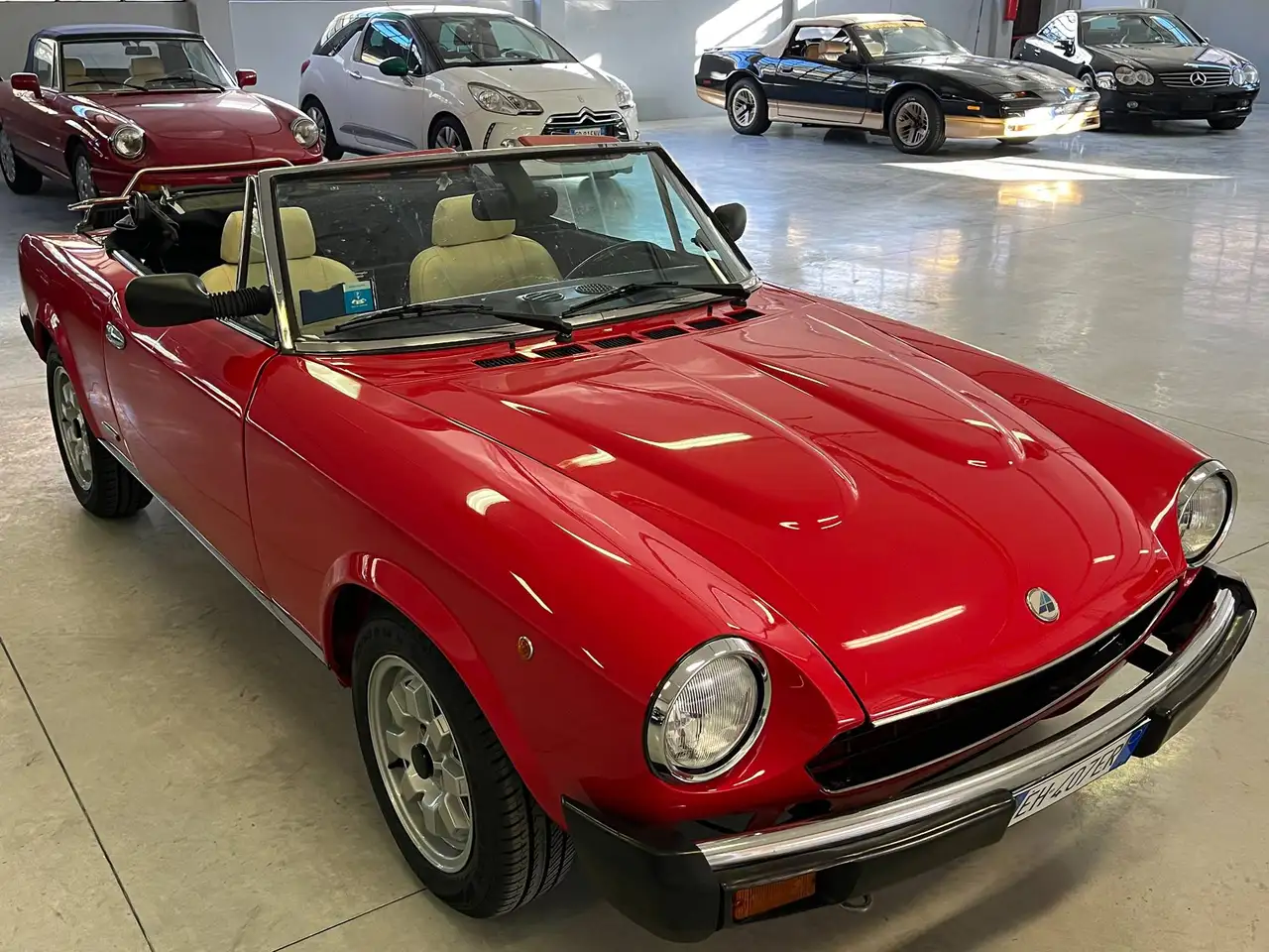 Fiat 124 Spider Spider Azzurra, foto 3