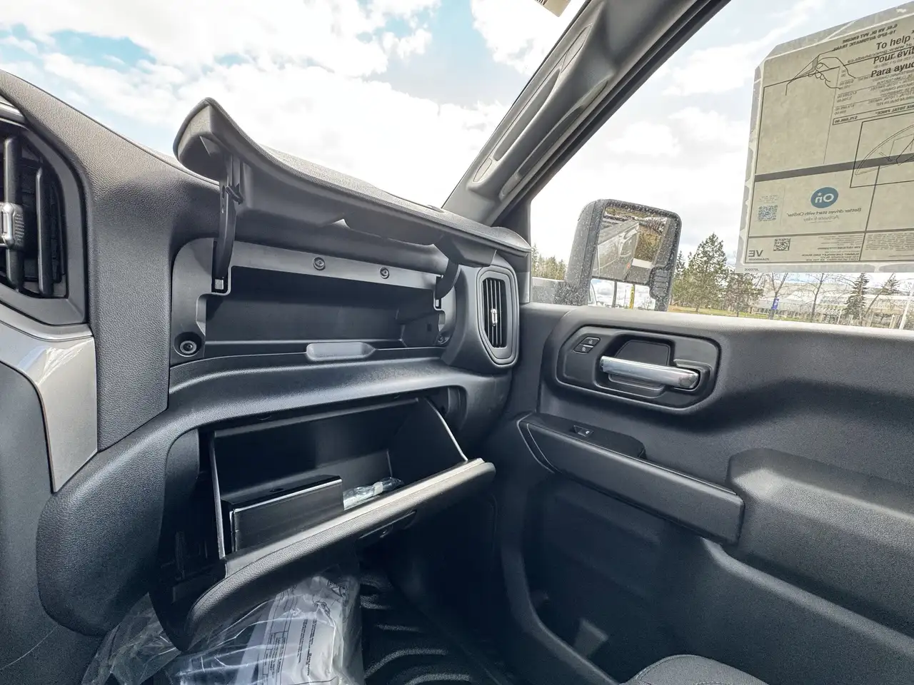 GMC Sierra 3500HD снимка GMC Sierra 3500HD