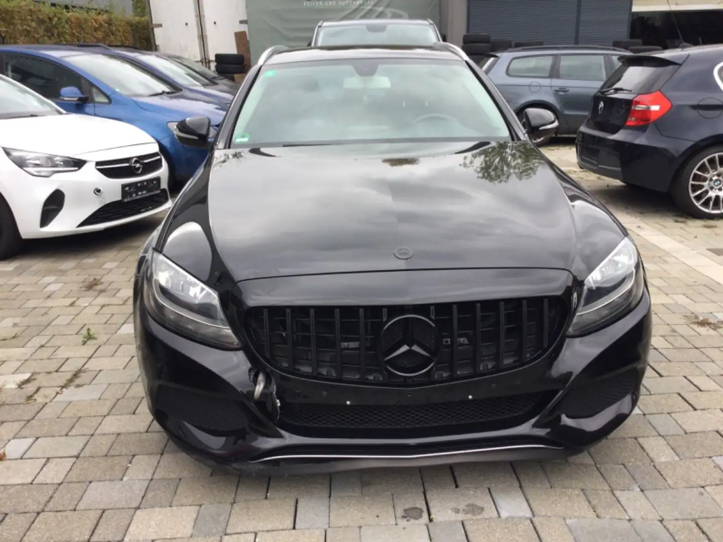 Mercedes-Benz C 180 C -Klasse T-Modell C 180 T BlueTec / d Schwarz - 1