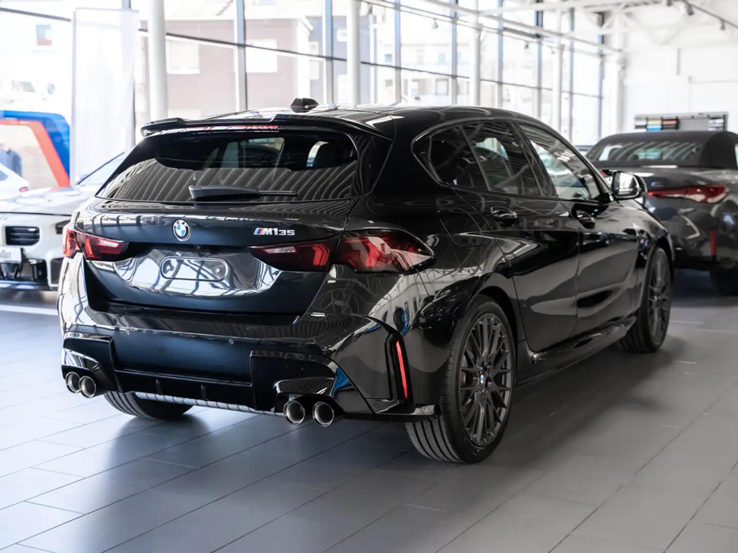 BMW 1er M Coupé M135 xDrive M Sportpaket Pro   UPE 66.590 EUR Negru - 2