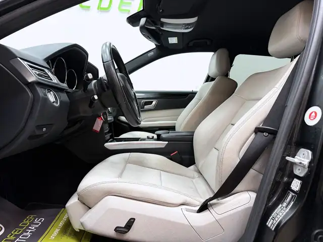 Mercedes-Benz E-Class view 12
