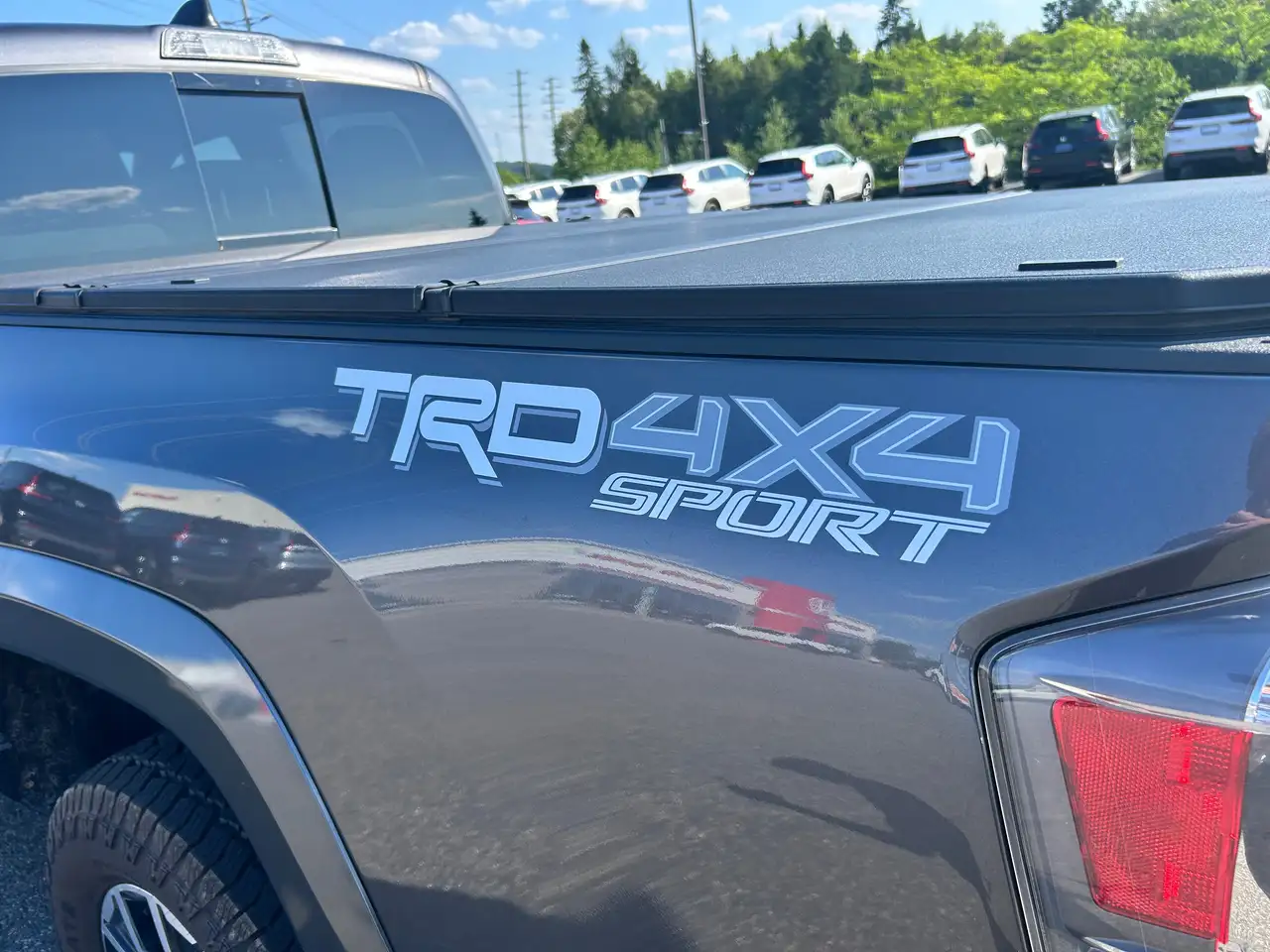 Toyota Tacoma снимка Toyota Tacoma