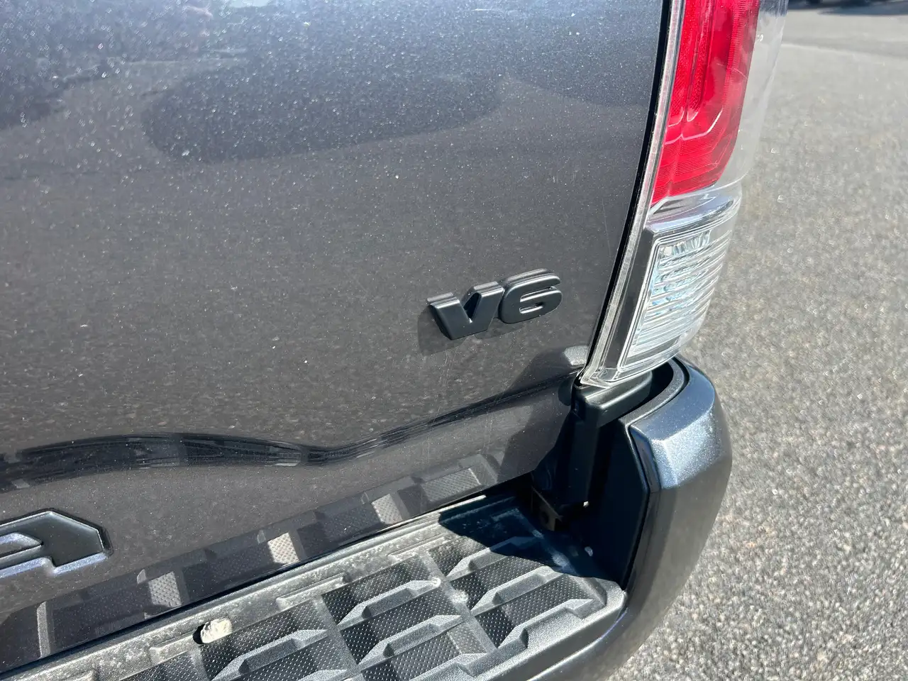 Toyota Tacoma снимка Toyota Tacoma