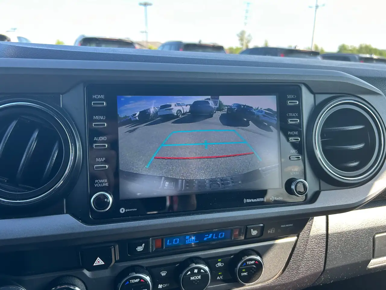 Toyota Tacoma снимка Toyota Tacoma