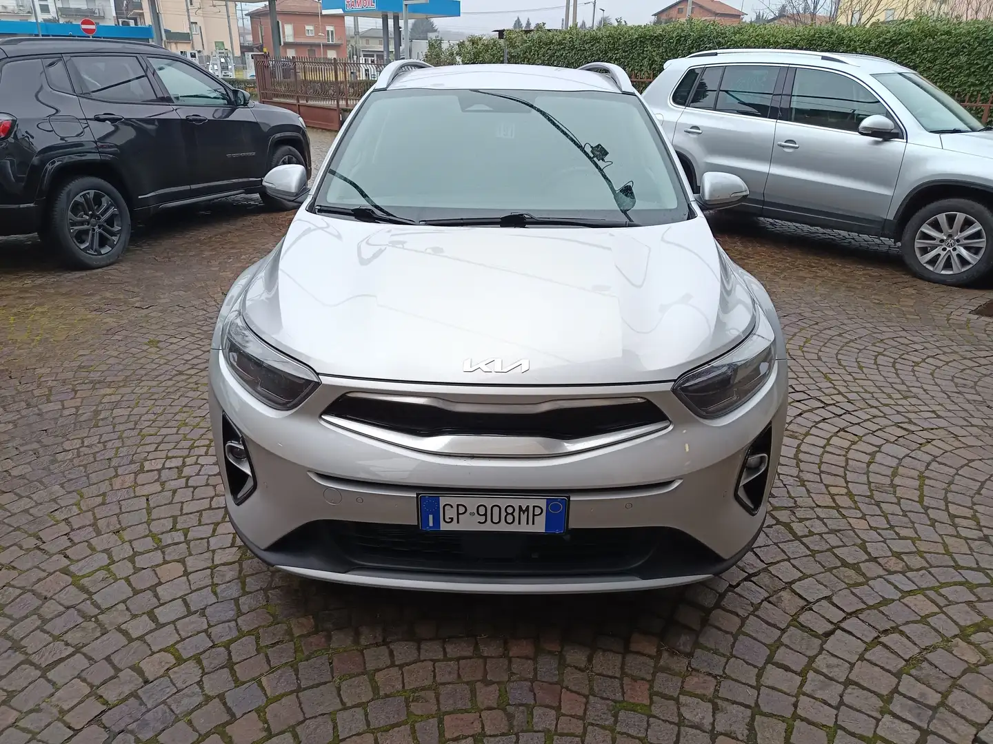 Kia Stonic Stonic 1.0 t-gdi mhev Style 120cv dct Ezüst - 1