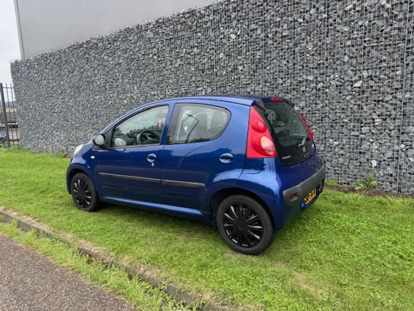 Peugeot 107 1.0-12V XS AUTOMAAT AIRCO Albastru - 2
