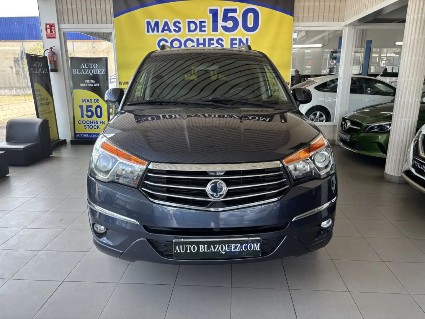 SsangYong Rodius D22T Line Bleu - 2