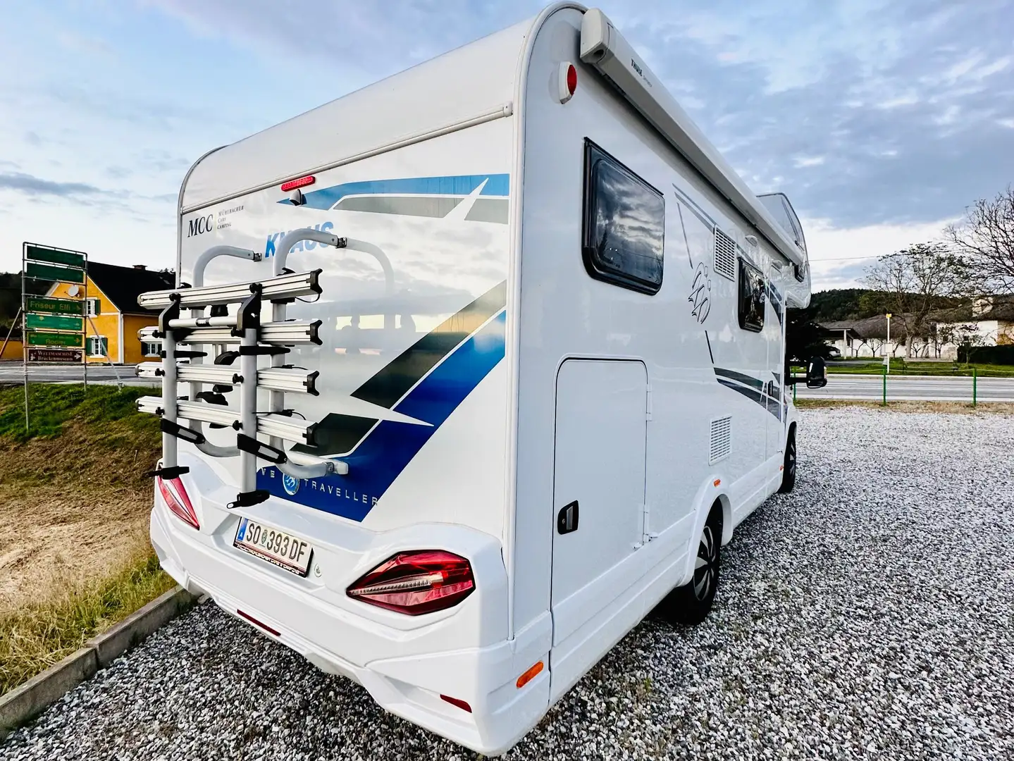 Knaus LiveTraveller 650DG – Gebraucht – Top gepflegt Weiß - 2