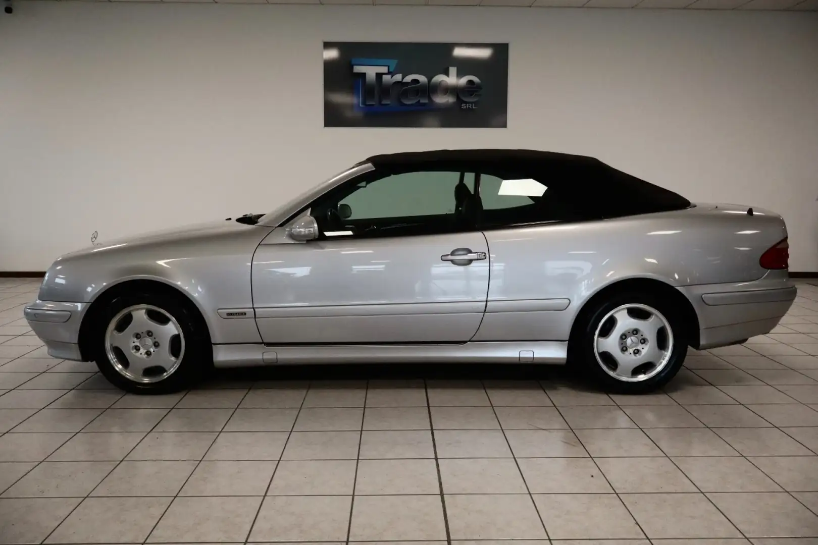 Mercedes-Benz CLK 230 🟢 Cabrio Evo Automatica Tagliandi Mercedes Grau - 2