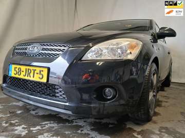 1.4 X-tra ISG - Airco - Motorschade